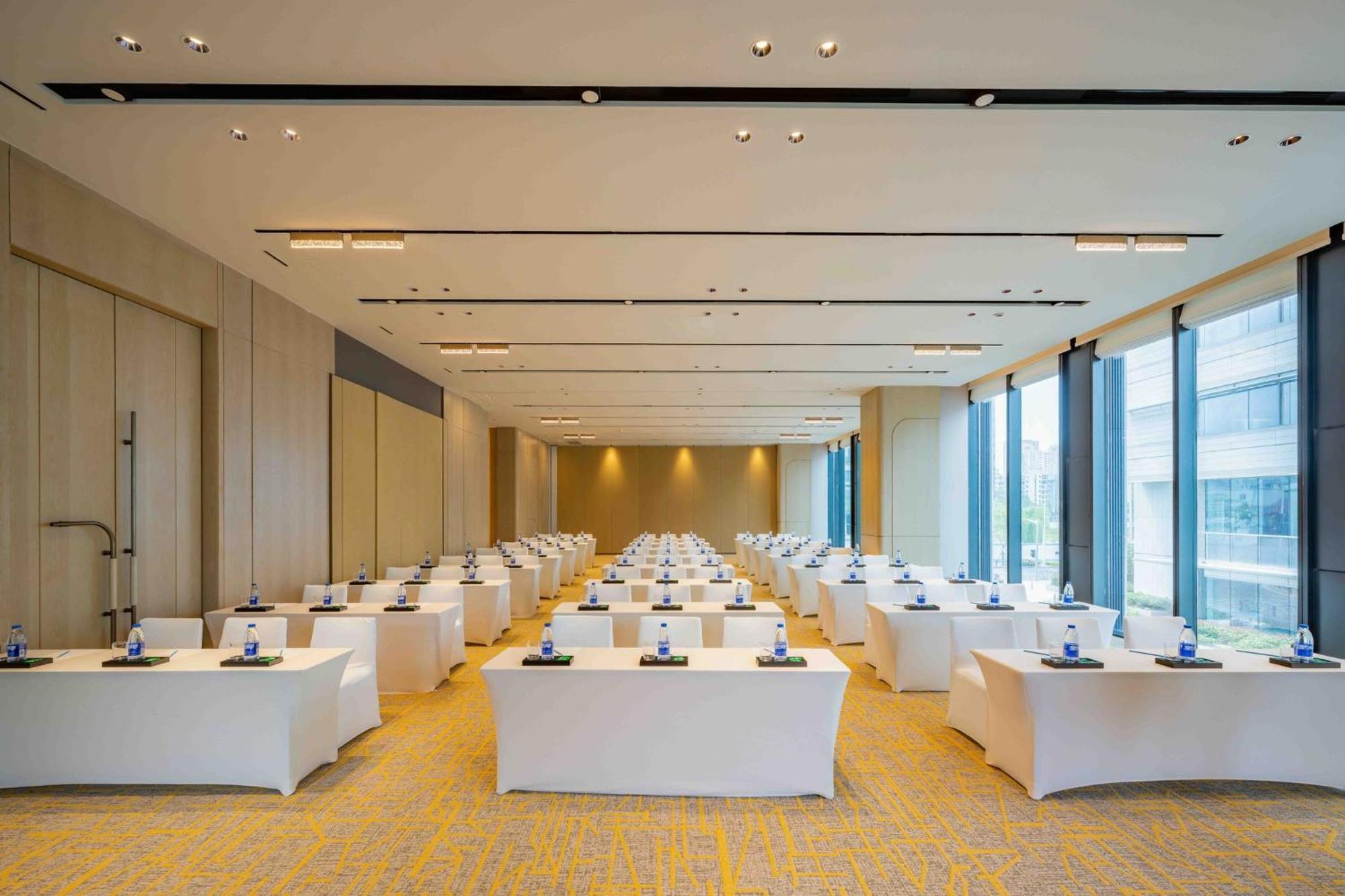 Even Hotels Shanghai Expo By Ihg Екстериор снимка